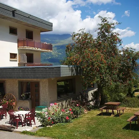 Les Sorbiers Apartment